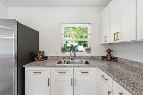 Villa ou maison à vendre à Saint Petersburg, Floride: 3 chambres, 83.98 m2 № 2096347 - photo 24
