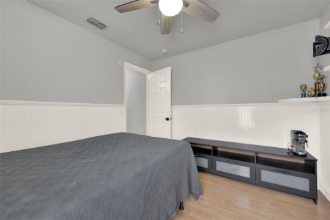 House in Orlando, Florida 3 bedrooms, 136.47 sq.m. № 1838773 - photo 11