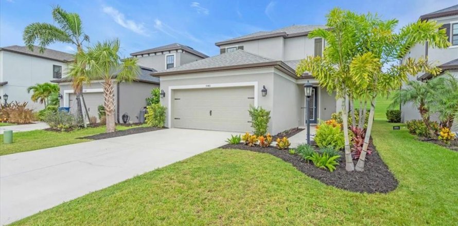 House in Bradenton, Florida 4 bedrooms, 272.3 sq.m. № 1782433