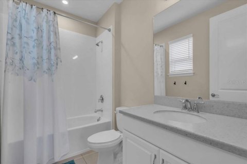 House in Bradenton, Florida 4 bedrooms, 272.3 sq.m. № 1782433 - photo 27