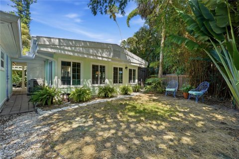 Villa ou maison à vendre à Sarasota, Floride: 3 chambres, 127.09 m2 № 2313378 - photo 2