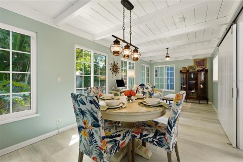 Villa ou maison à vendre à Sarasota, Floride: 3 chambres, 127.09 m2 № 2313378 - photo 21