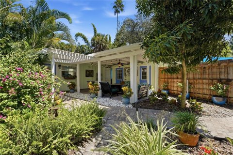 Villa ou maison à Sarasota, Floride 3 chambres, 127.09 m2 № 2313378