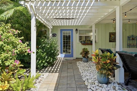 Villa ou maison à vendre à Sarasota, Floride: 3 chambres, 127.09 m2 № 2313378 - photo 8