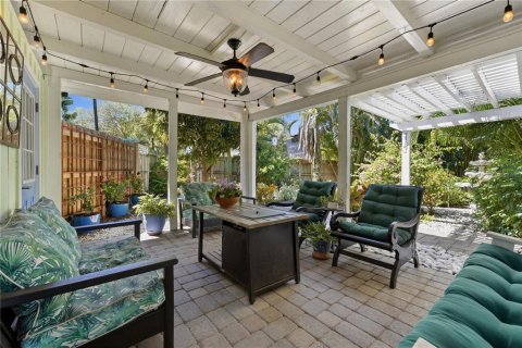 Villa ou maison à vendre à Sarasota, Floride: 3 chambres, 127.09 m2 № 2313378 - photo 3