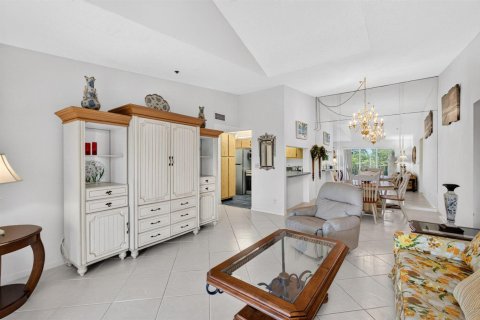 Купить кондоминиум в Дженсен-Бич, Флорида 4 комнаты, 101.26м2, № 2402263 - фото 3