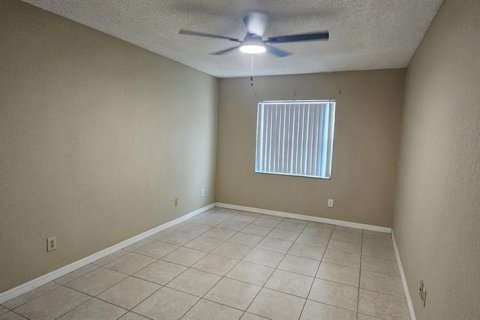Condo in Orlando, Florida, 2 bedrooms  № 2239200 - photo 8