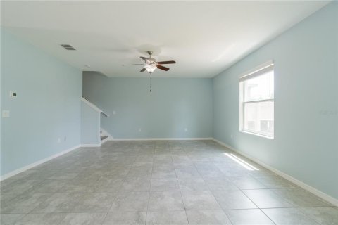 House in Dover, Florida 4 bedrooms, 246.19 sq.m. № 2201323 - photo 18