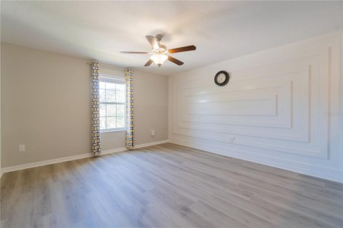 House in Dover, Florida 4 bedrooms, 246.19 sq.m. № 2201323 - photo 29