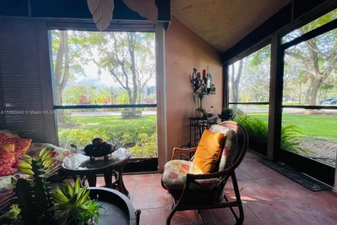 Купить кондоминиум в Уэстон, Флорида 2 спальни, 114.73м2, № 1928507 - фото 18