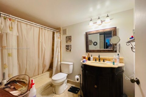 Купить кондоминиум в Уэстон, Флорида 2 спальни, 114.73м2, № 1928507 - фото 15