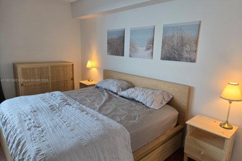 Condo in Miami, Florida, 2 bedrooms  № 1686307 - photo 19