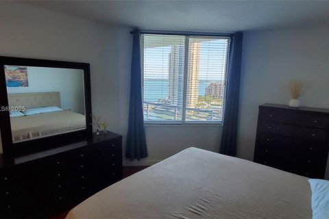 Condo in Miami, Florida, 2 bedrooms  № 1686307 - photo 14
