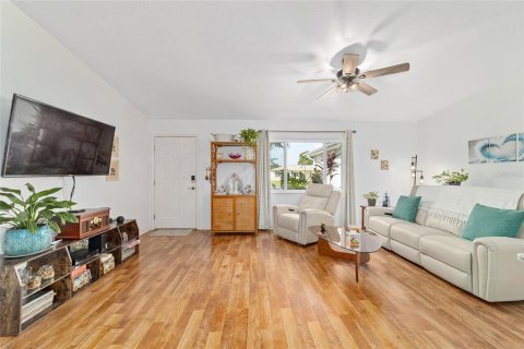 House in Ocala, Florida 2 bedrooms, 122.63 sq.m. № 1808294 - photo 14
