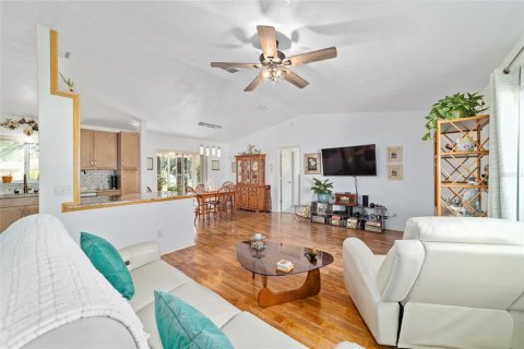 House in Ocala, Florida 2 bedrooms, 122.63 sq.m. № 1808294 - photo 17