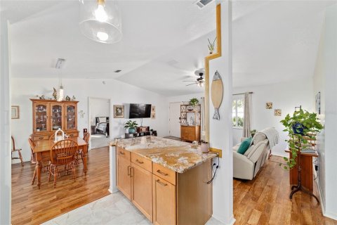 House in Ocala, Florida 2 bedrooms, 122.63 sq.m. № 1808294 - photo 29