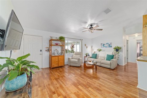 House in Ocala, Florida 2 bedrooms, 122.63 sq.m. № 1808294 - photo 13