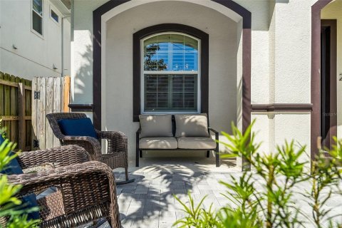 Adosado en alquiler en Tampa, Florida, 3 dormitorios, 200.67 m2 № 2105170 - foto 3
