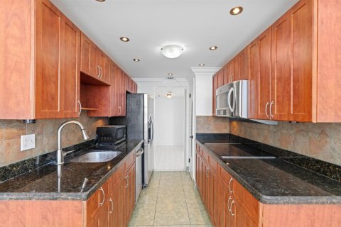 Condominio en alquiler en West Palm Beach, Florida, 3 dormitorios, 120.22 m2 № 2078438 - foto 14