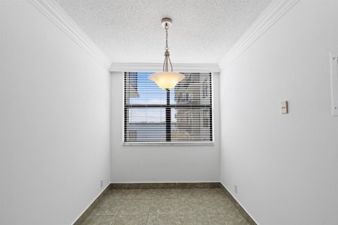 Condominio en alquiler en West Palm Beach, Florida, 3 dormitorios, 120.22 m2 № 2078438 - foto 12