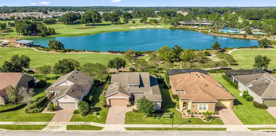 House in OCALA PRESERVE in Ocala, Florida 2 bedrooms, 238.39 sq.m. № 2427026