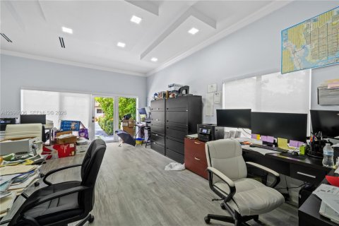 House in Southwest Ranches, Florida 6 bedrooms, 587.98 sq.m. № 2399967 - photo 11