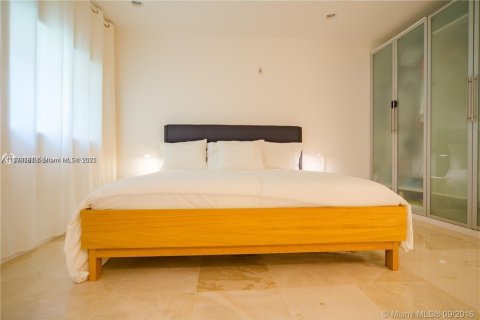 Copropriété à vendre à Miami Beach, Floride: 1 chambre, 60.39 m2 № 2015742 - photo 11