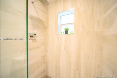 Copropriété à vendre à Miami Beach, Floride: 1 chambre, 60.39 m2 № 2015742 - photo 14