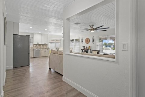 Villa ou maison à vendre à Saint Petersburg, Floride: 3 chambres, 139.17 m2 № 2324265 - photo 7
