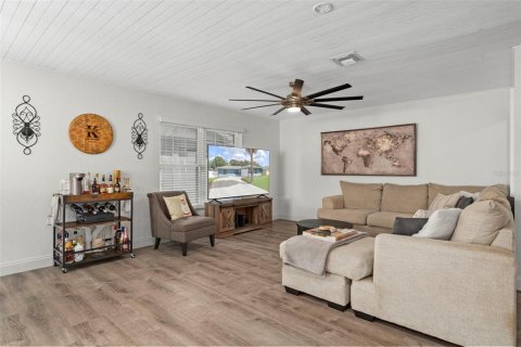 Villa ou maison à vendre à Saint Petersburg, Floride: 3 chambres, 139.17 m2 № 2324265 - photo 8