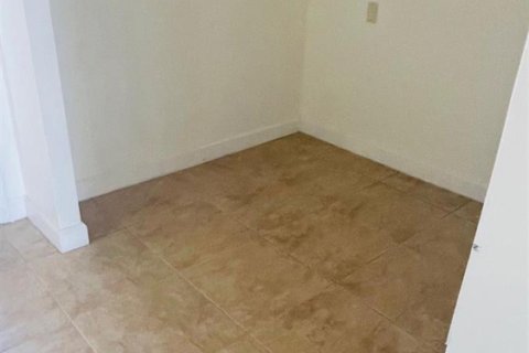 Condominio en venta en Lauderdale Lakes, Florida, 1 dormitorio, 63.55 m2 № 2154132 - foto 7