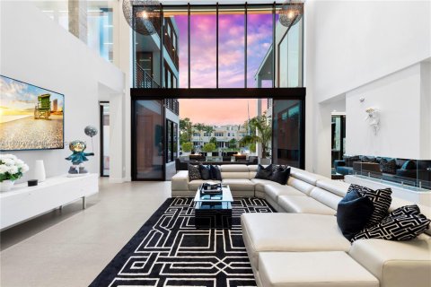 Villa ou maison à louer à Fort Lauderdale, Floride: 7 chambres, 717.48 m2 № 1867665 - photo 3