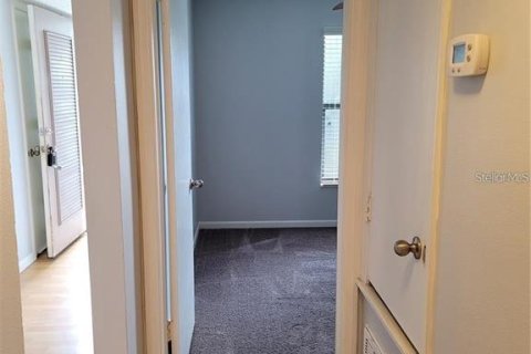 Condo in Orlando, Florida, 2 bedrooms  № 1913571 - photo 6