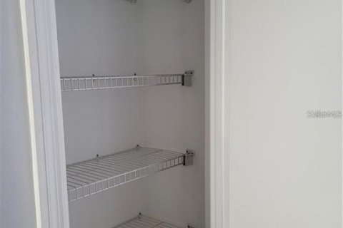 Condo in Orlando, Florida, 2 bedrooms  № 1913571 - photo 22