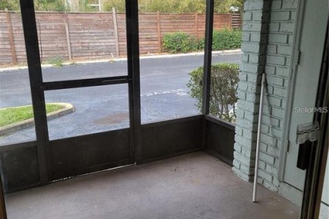 Condo in Orlando, Florida, 2 bedrooms  № 1913571 - photo 18