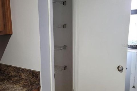 Condo in Orlando, Florida, 2 bedrooms  № 1913571 - photo 21