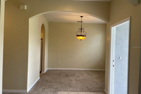 House in North Port, Florida 3 bedrooms, 141.58 sq.m. № 2275548 - photo 5