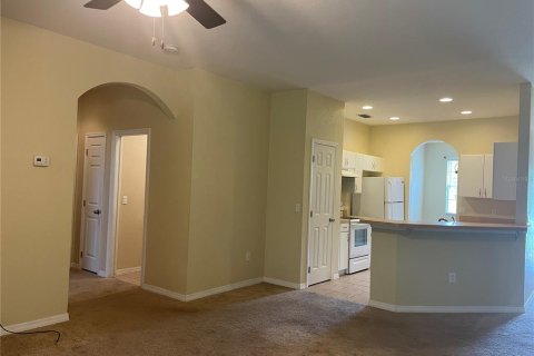 House in North Port, Florida 3 bedrooms, 141.58 sq.m. № 2275548 - photo 3