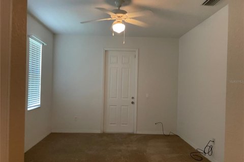 House in North Port, Florida 3 bedrooms, 141.58 sq.m. № 2275548 - photo 8