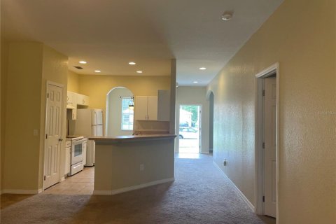 House in North Port, Florida 3 bedrooms, 141.58 sq.m. № 2275548 - photo 2