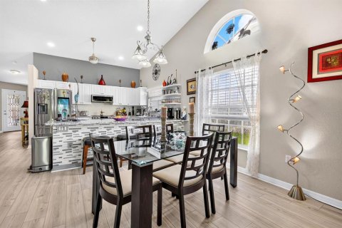 Villa ou maison à vendre à Bradenton, Floride: 3 chambres, 163.42 m2 № 2345489 - photo 19