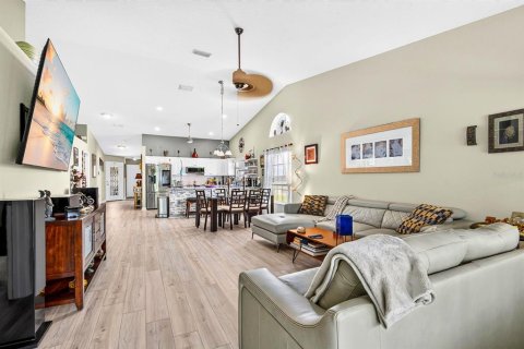 Villa ou maison à vendre à Bradenton, Floride: 3 chambres, 163.42 m2 № 2345489 - photo 28