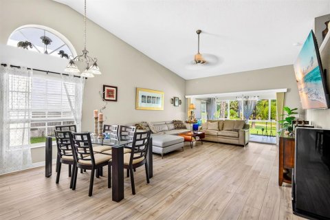 Villa ou maison à vendre à Bradenton, Floride: 3 chambres, 163.42 m2 № 2345489 - photo 23