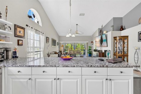 Villa ou maison à vendre à Bradenton, Floride: 3 chambres, 163.42 m2 № 2345489 - photo 20