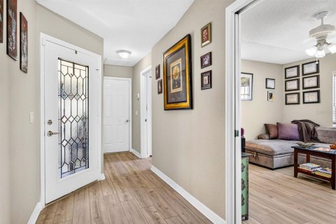 Villa ou maison à vendre à Bradenton, Floride: 3 chambres, 163.42 m2 № 2345489 - photo 6