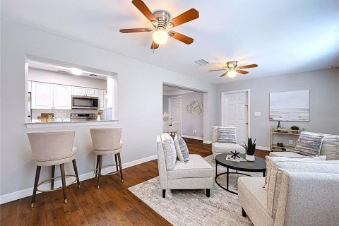 Casa en venta en Kenneth City, Florida, 3 dormitorios, 129.04 m2 № 1906396 - foto 30