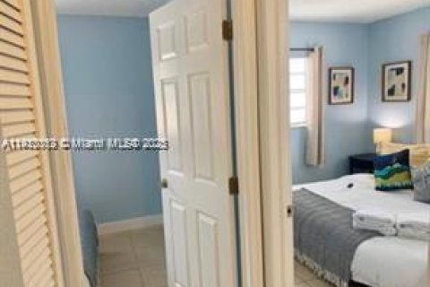 Appartement à louer à Miami, Floride: 3 chambres, 282.05 m2 № 1975955 - photo 11