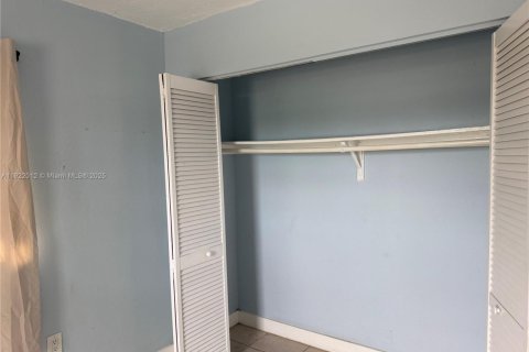 Appartement à louer à Miami, Floride: 3 chambres, 282.05 m2 № 1975955 - photo 14