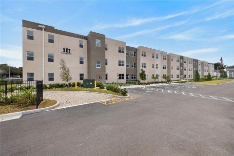 Condo in Orlando, Florida, 2 bedrooms  № 2284545