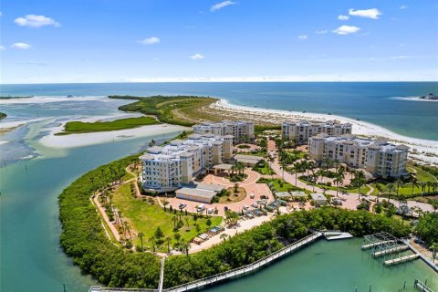 Condominio en venta en Tierra Verde, Florida, 3 dormitorios, 255.11 m2 № 2198609 - foto 6